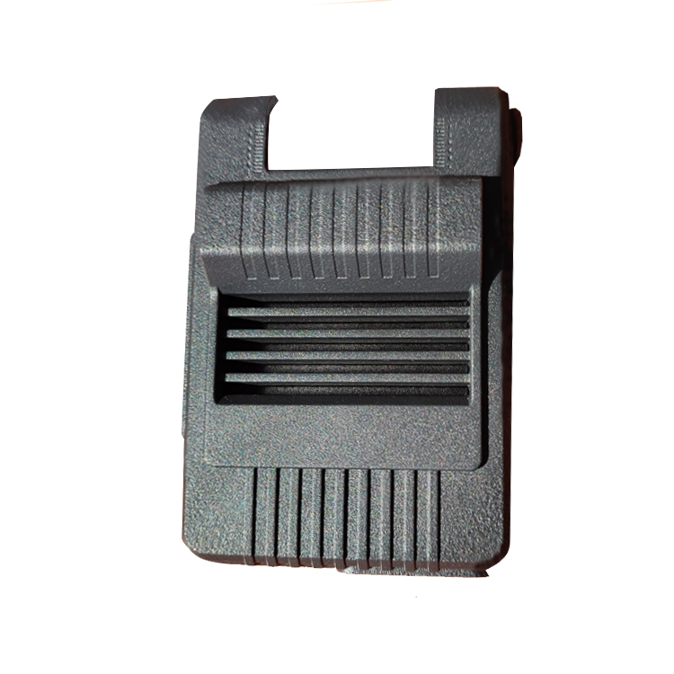 压铸件的制造流程中需要哪些安全措施？